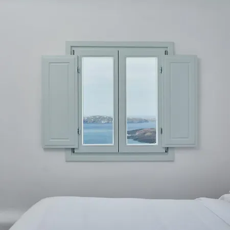 Sleeps 7 With Pool And Air Con Villa