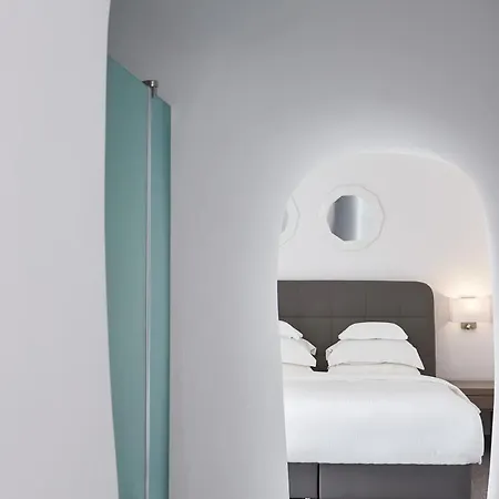 Villa Sleeps 7 With Pool And Air Con *