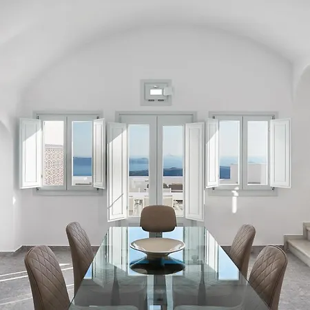 Sleeps 7 With Pool And Air Con Villa